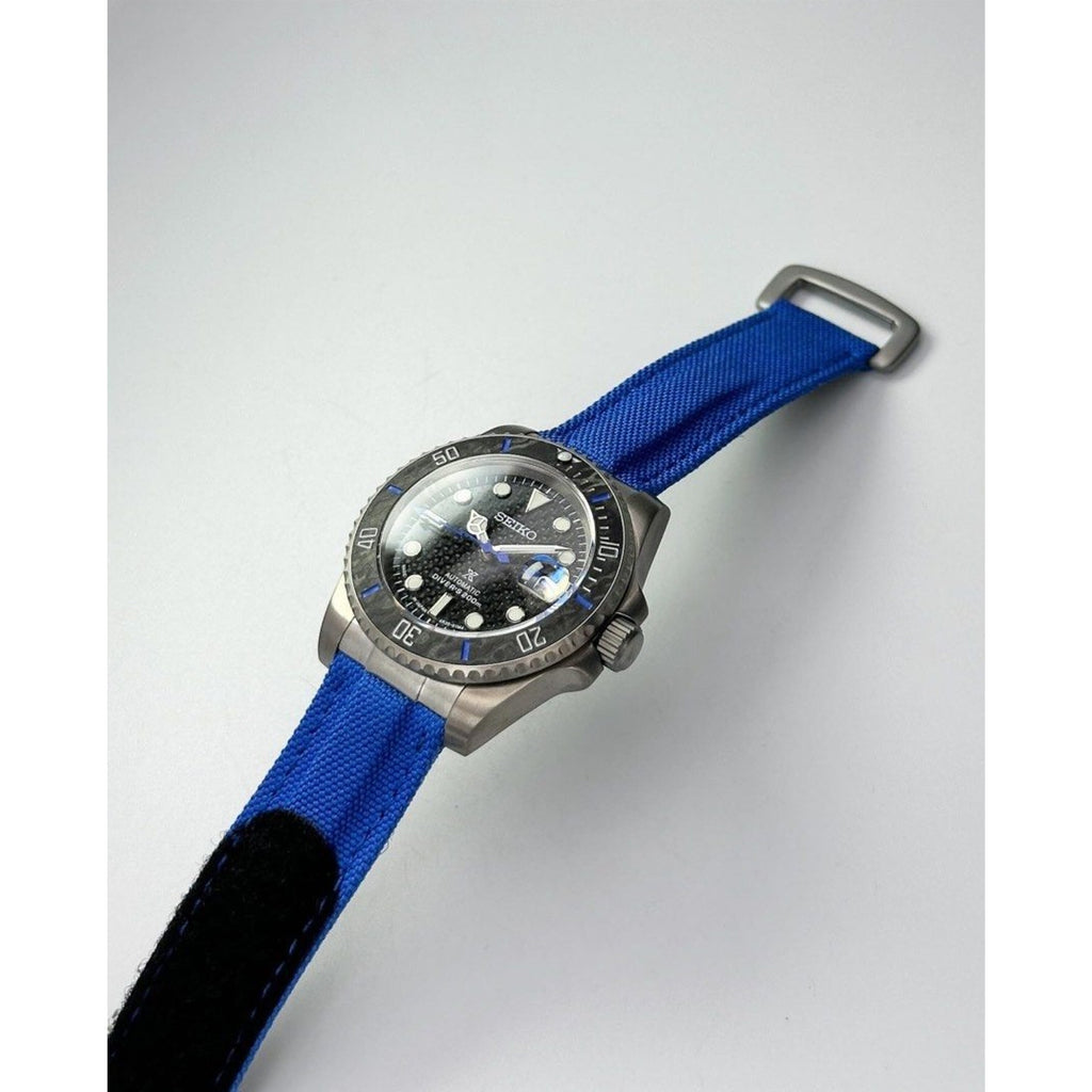 Seiko Personalizado • Submariner De Titanio Y Carbono Azul Con Cierre De Velcro • 40 Mm